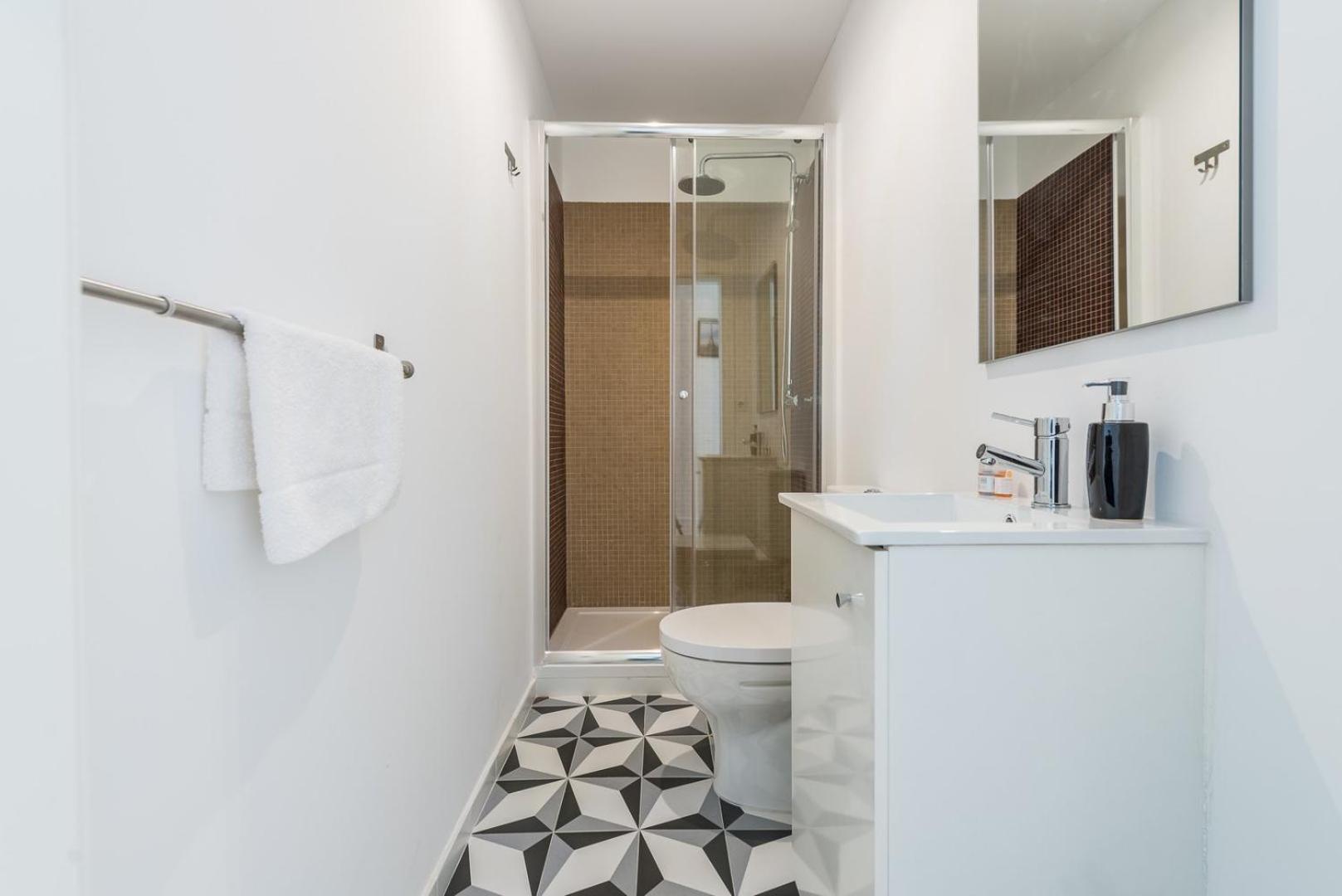 Apartment Guestready - Quaint Comfort Near Clerigos Tower *